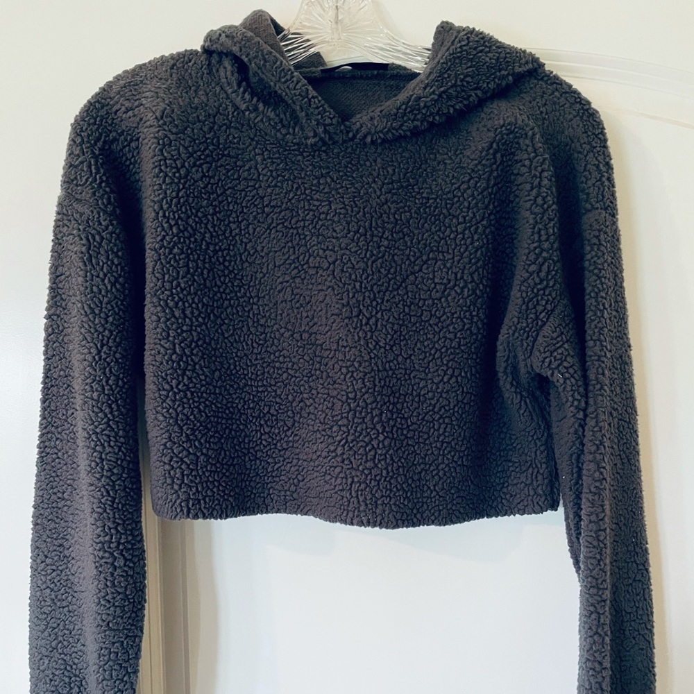 Shein Women’s Crop Sweatshirt